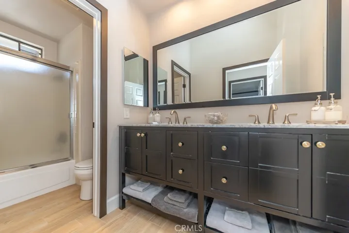 660 S Londerry Lane, Anaheim Hills, California 92807