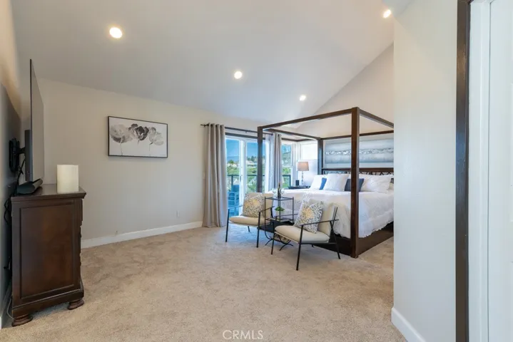 660 S Londerry Lane, Anaheim Hills, California 92807