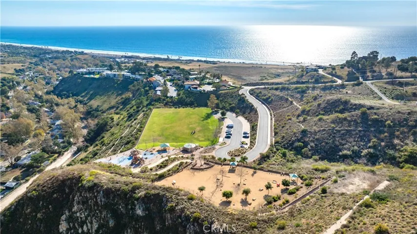 6216 Tapia Drive B, Malibu, California 90265