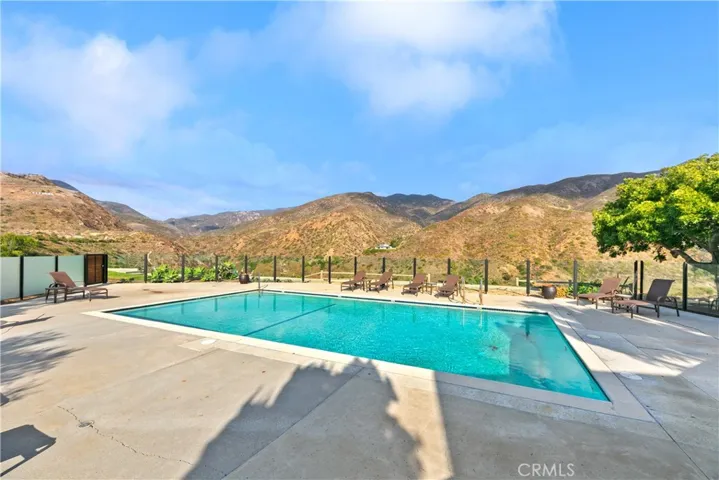 6216 Tapia Drive B, Malibu, California 90265