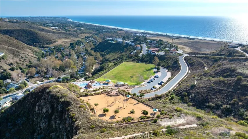 6216 Tapia Drive B, Malibu, California 90265