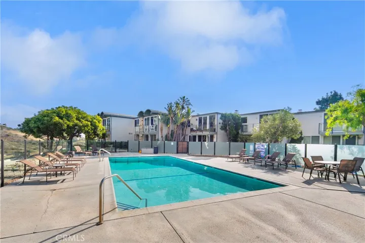 6216 Tapia Drive B, Malibu, California 90265