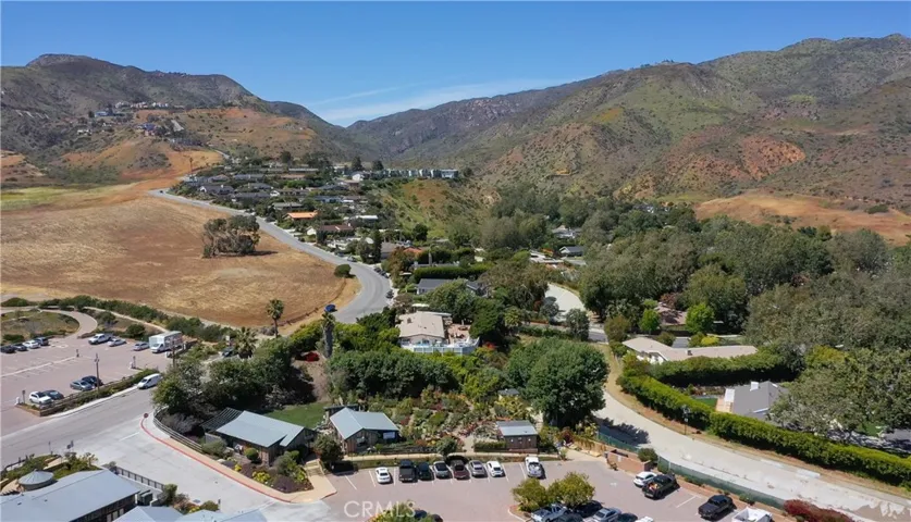 6216 Tapia Drive B, Malibu, California 90265