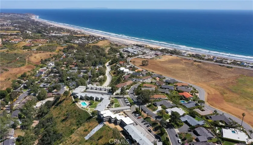 6216 Tapia Drive B, Malibu, California 90265