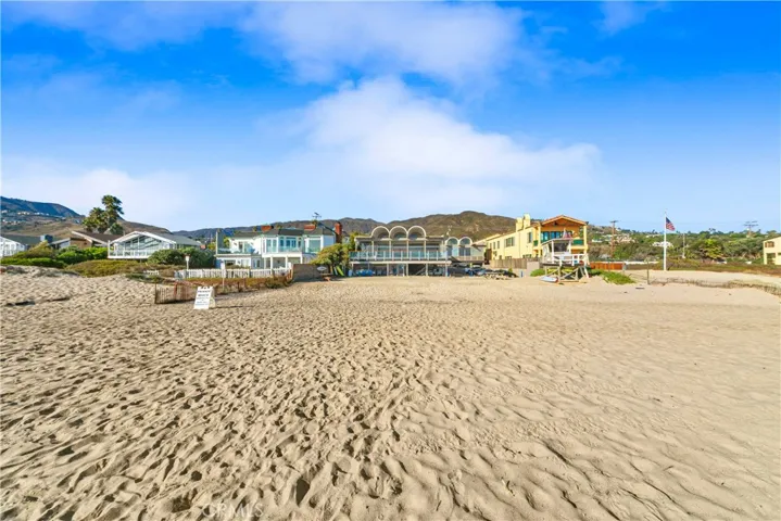 6216 Tapia Drive B, Malibu, California 90265