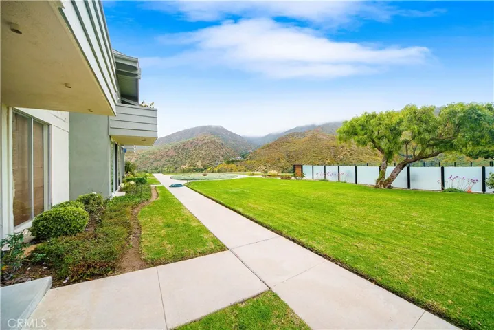 6216 Tapia Drive B, Malibu, California 90265