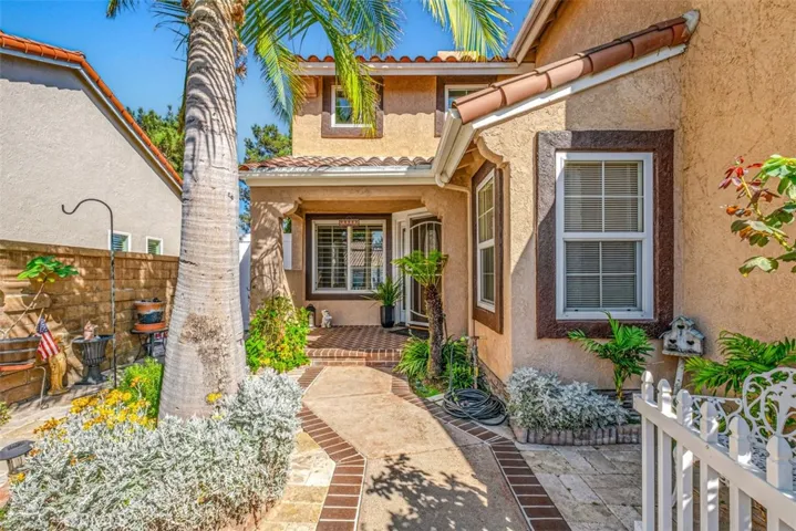 21092 Ponderosa, Mission Viejo, California 92692