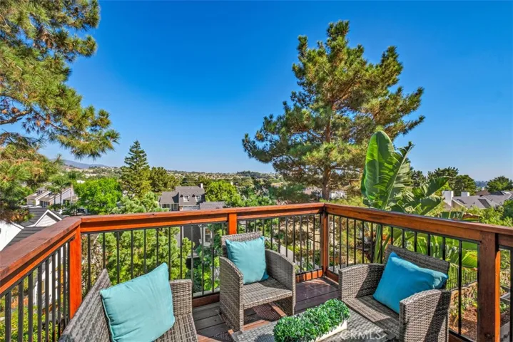 21092 Ponderosa, Mission Viejo, California 92692
