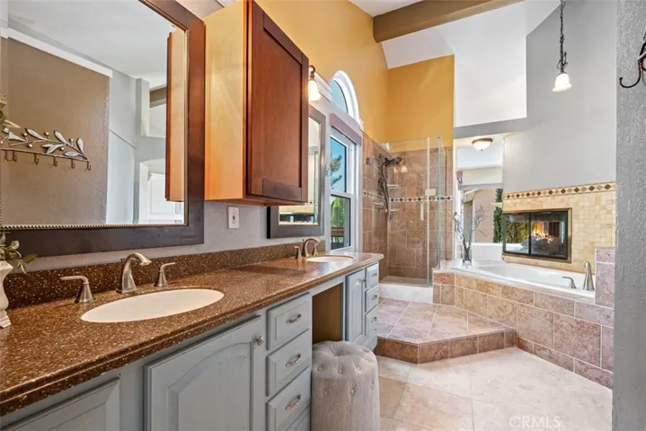 21092 Ponderosa, Mission Viejo, California 92692