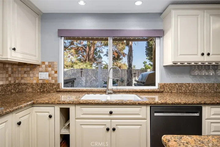 21092 Ponderosa, Mission Viejo, California 92692