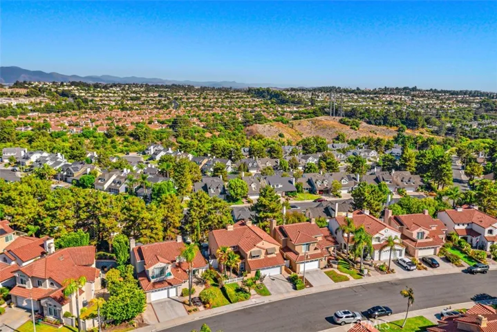 21092 Ponderosa, Mission Viejo, California 92692