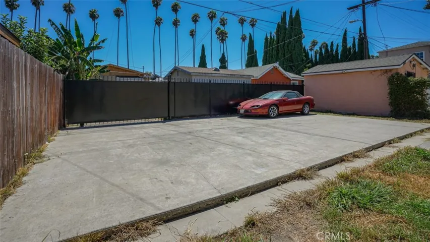 1036 W 55th Street, Los Angeles, California 90037