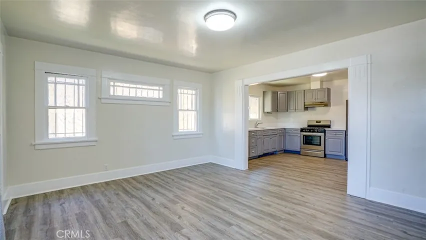 1036 W 55th Street, Los Angeles, California 90037