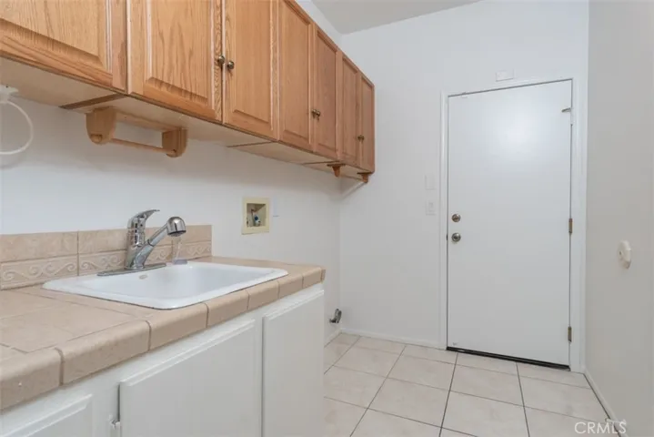 16652 Almaden Drive, Fontana, California 92336
