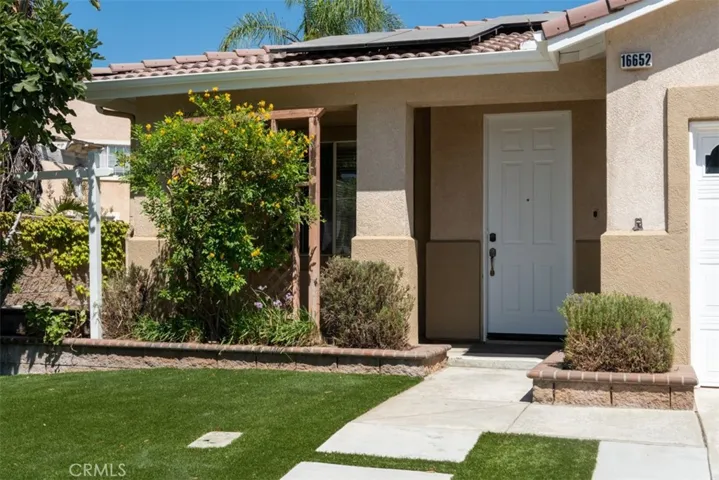 16652 Almaden Drive, Fontana, California 92336
