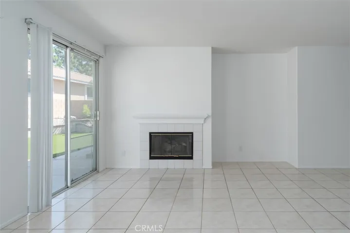 16652 Almaden Drive, Fontana, California 92336