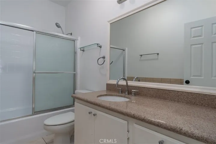 16652 Almaden Drive, Fontana, California 92336
