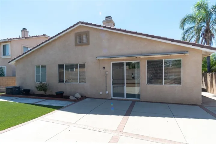 16652 Almaden Drive, Fontana, California 92336