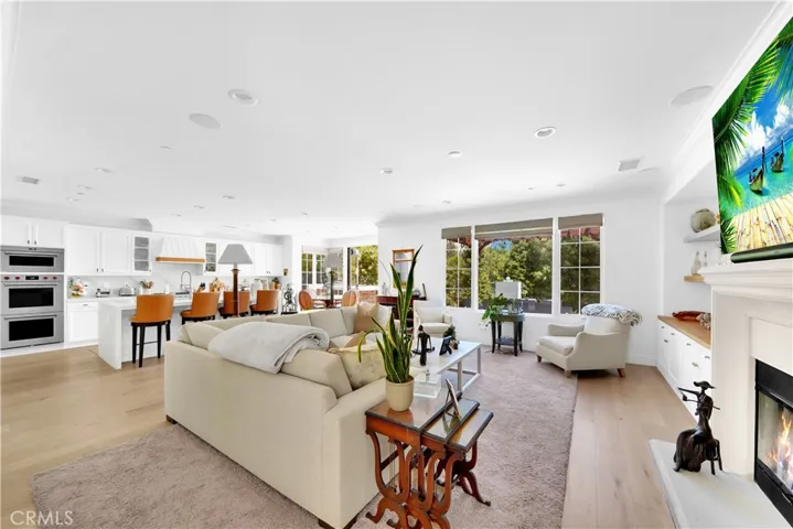 11 Hidden Pass, Newport Coast, California 92657