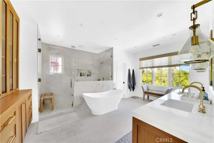 11 Hidden Pass, Newport Coast, California 92657