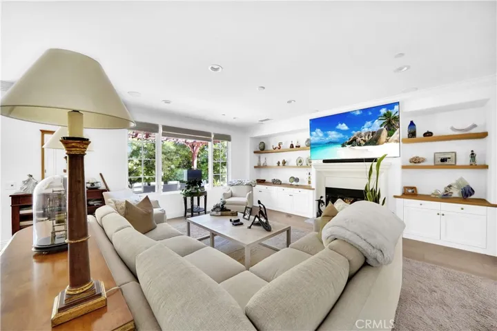 11 Hidden Pass, Newport Coast, California 92657