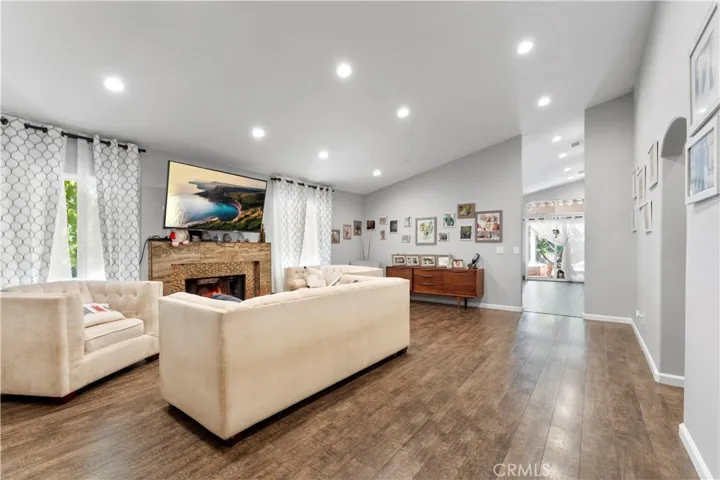 25803 Anderson Lane, Stevenson Ranch, California 91381