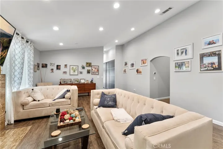 25803 Anderson Lane, Stevenson Ranch, California 91381