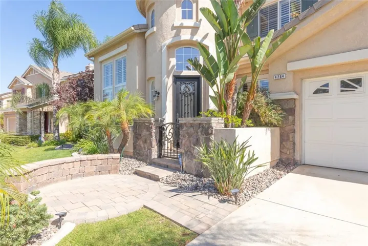 4264 Castlepeak, Corona, California 92883