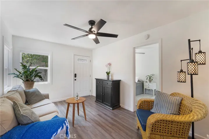 Unit 252B living room