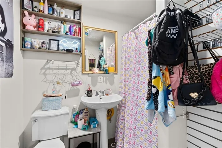 2nd Unit Bathroom