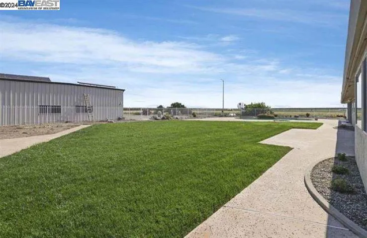 3681 W Linne Rd, Tracy, California 95304