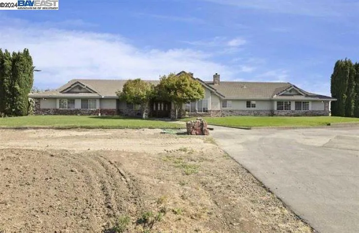3681 W Linne Rd, Tracy, California 95304