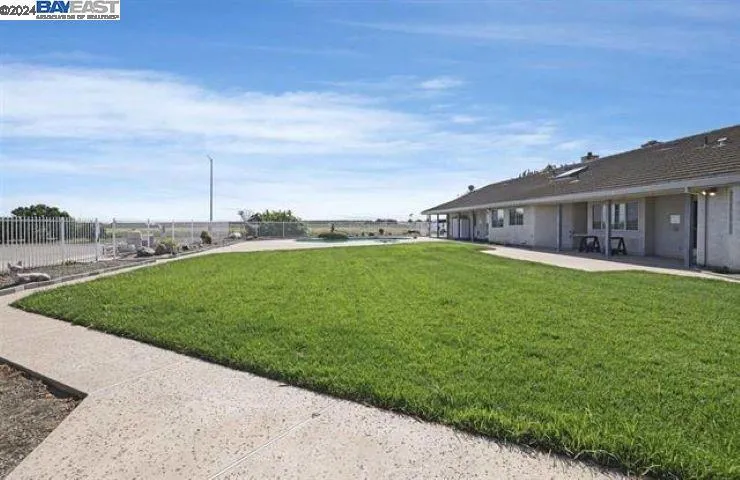3681 W Linne Rd, Tracy, California 95304