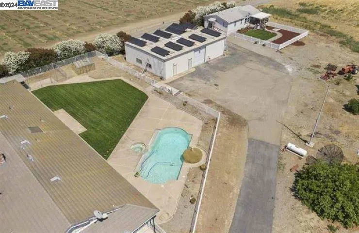 3681 W Linne Rd, Tracy, California 95304