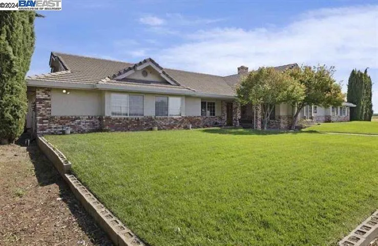 3681 W Linne Rd, Tracy, California 95304
