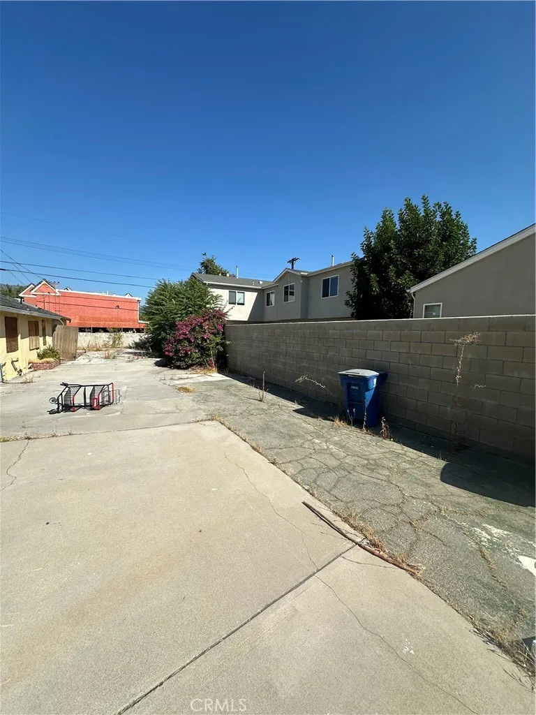 2310 N Catalina Street, Burbank, California 91504 home-pic-4
