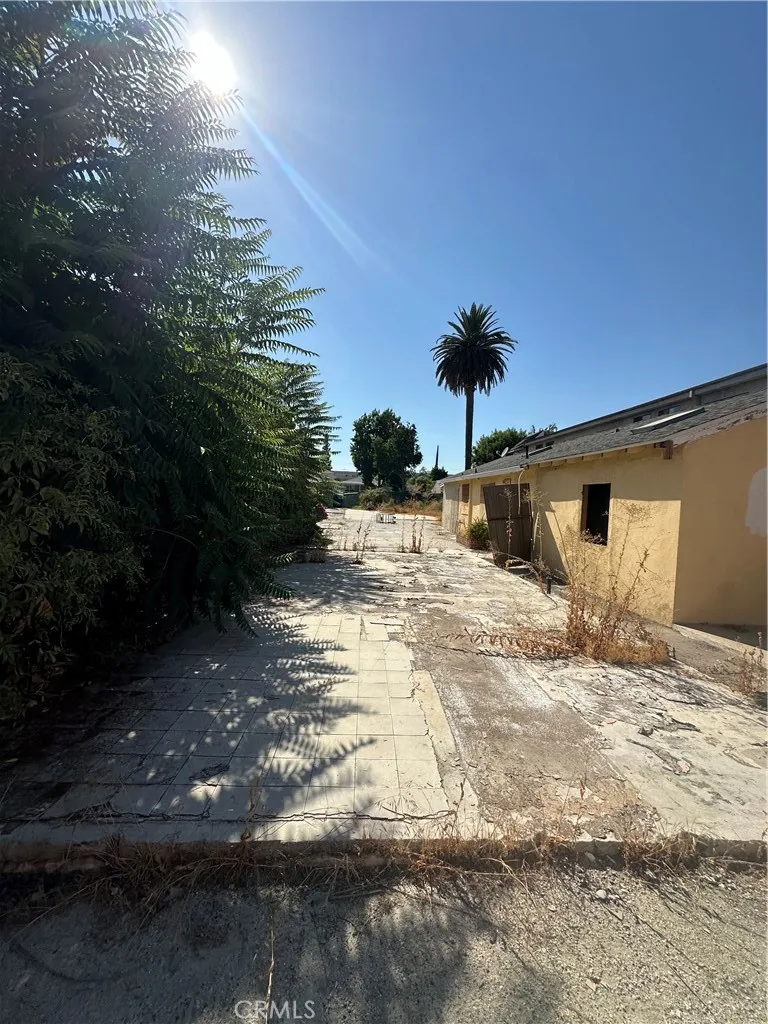 2310 N Catalina Street, Burbank, California 91504 home-pic-7