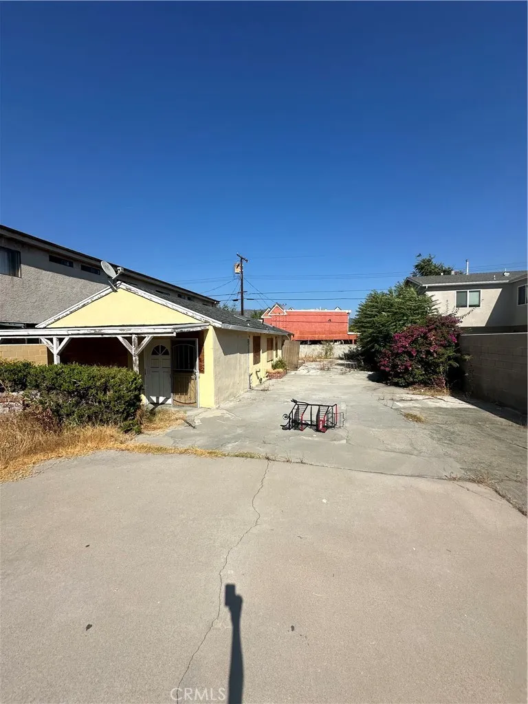 2310 N Catalina Street, Burbank, California 91504 home-pic-5