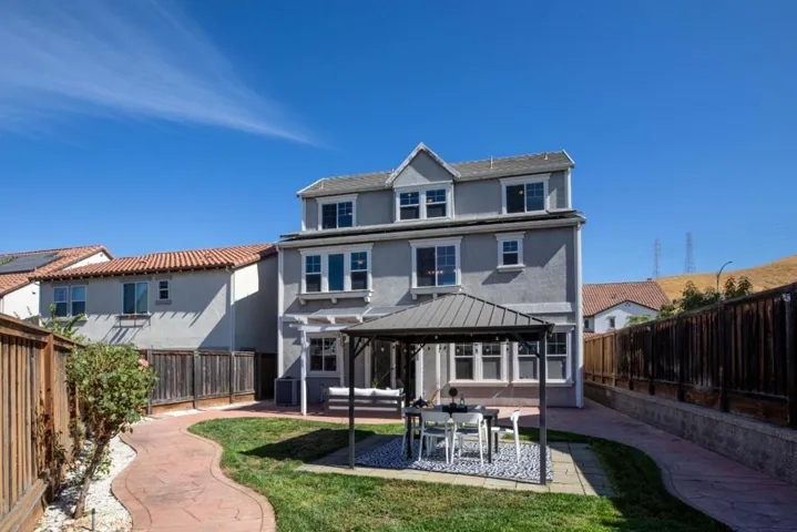 7247 Clear Vista Court, San Jose, California 95138