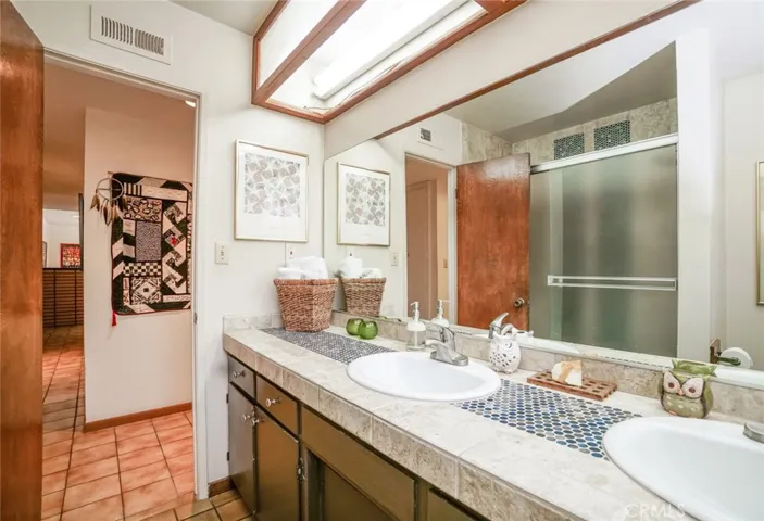 404 E Alvarado Street, Ontario, California 91764