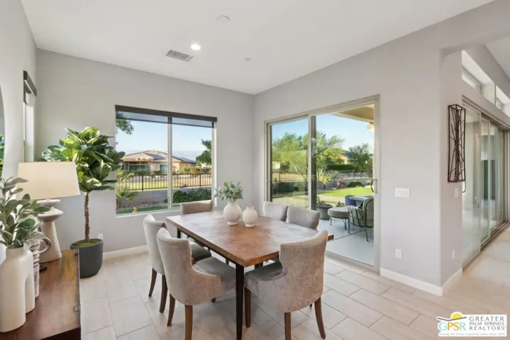 66 Bordeaux, Rancho Mirage, California 92270