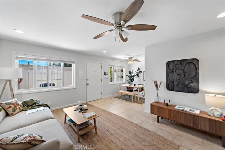 156 W Mariposa, San Clemente, California 92672