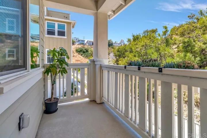 1102 Plumeria Way, Oceanside, California 92054