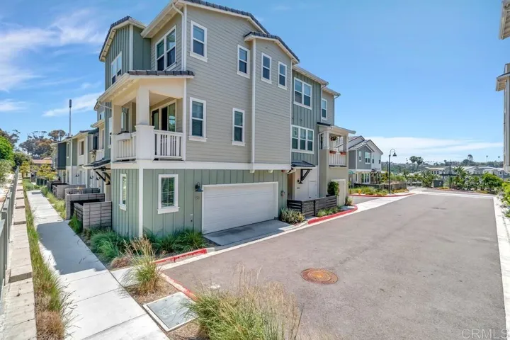 1102 Plumeria Way, Oceanside, California 92054