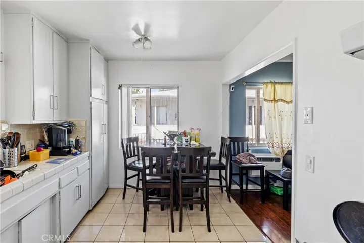 6107 Tujunga Avenue - Unit #5 - Kitchen and Dining Area