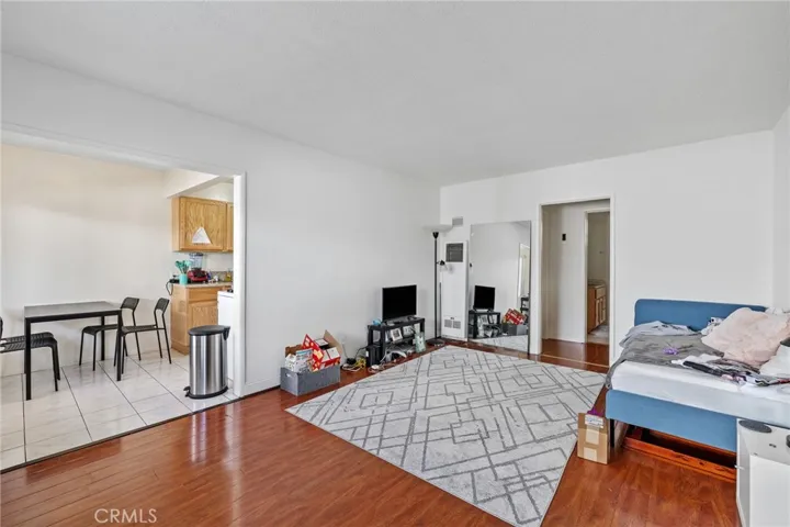 6107 Tujunga Avenue - Unit #1 - 1 Bed/1 Bath