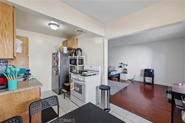 6107 Tujunga Avenue - Unit #1