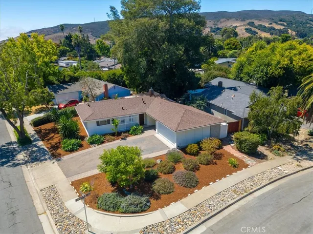 1893 Oceanaire Drive, San Luis Obispo, California 93405