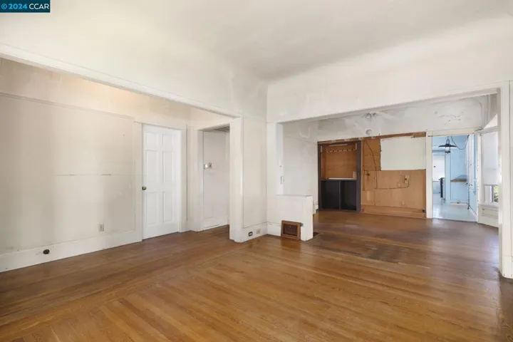 463 44th St, Oakland, California 94609