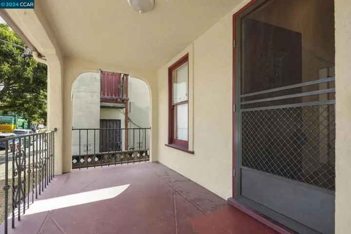 463 44th St, Oakland, California 94609